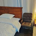Seoul, 3 Rooms, Gimpo Airport, Free Parking, 1 Pm Check-Out, Super Close To The Station, 10 People, Warm Accommodation, 4 Beds, Hongdae, Jongno, Myeongdong